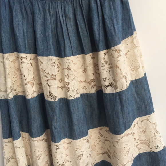 Alice + Olivia Romy Lace Panel Denim Midi Skirt 0 - Picture 4 of 8